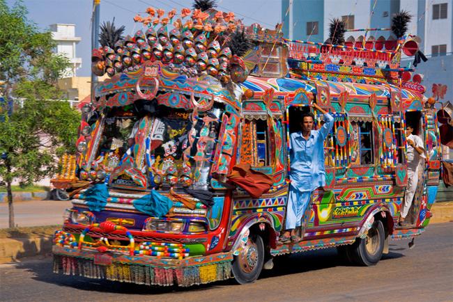 巴基斯坦当地特色——大篷车