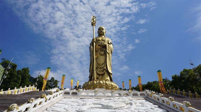 世界最高地藏王菩萨雕像现身九华山