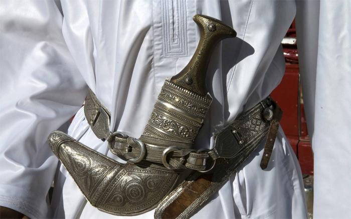 阿拉伯人的腰刀：腰间的民俗文化