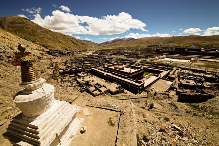西藏萨迦寺