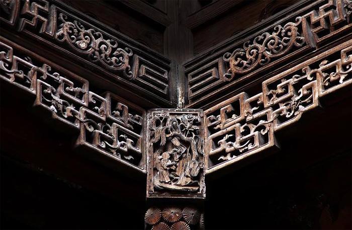 古老徽州明清建筑中木雕艺术