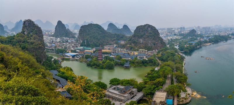 广西桂林叠彩山 名人留迹最多的山